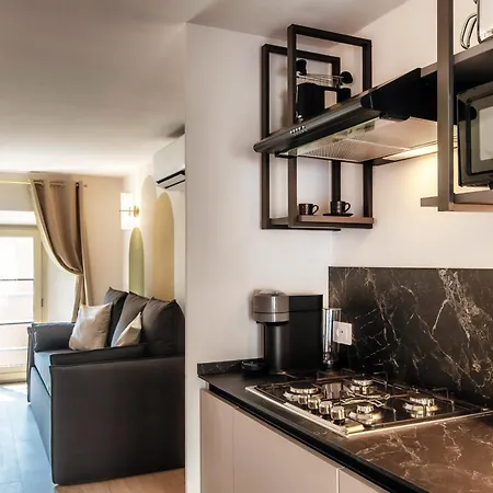 Vanity Flat - The House Of Travelers * Côme