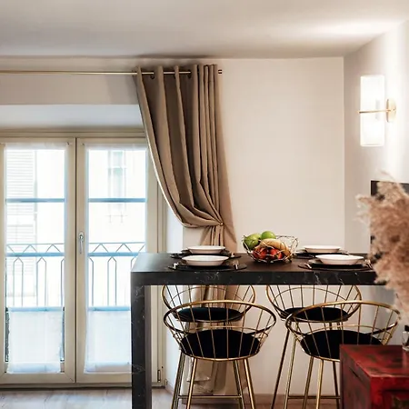 Vanity Flat - The House Of Travelers Apartmán *