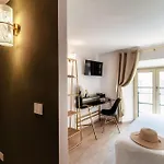 Vanity Flat By 