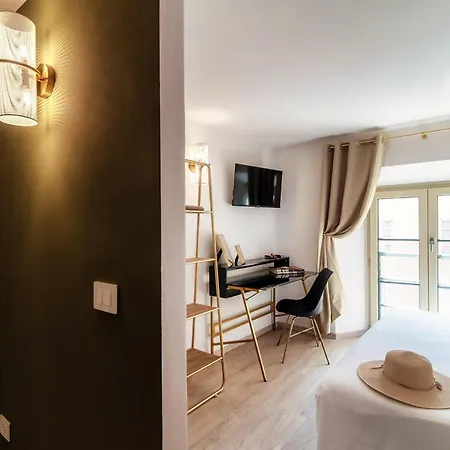 Vanity Flat By 